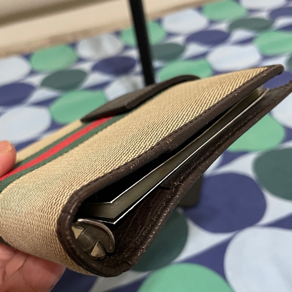Gucci Sherry Line Agenda/Passport Holder - Picture 5 of 14